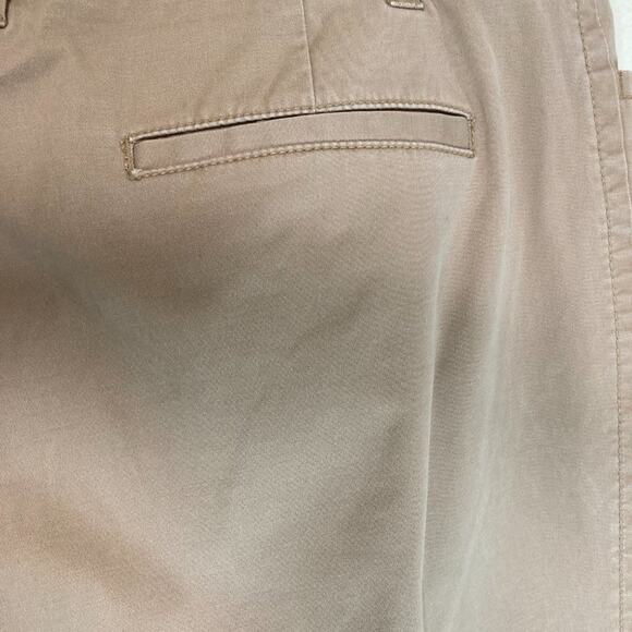 Liz Claiborne Sloane Women's Tan Capri Pants Size 12 Cotton/Spandex - Picture 5 of 7
